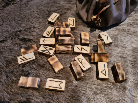 Boxed Runes (Elder Futhark)