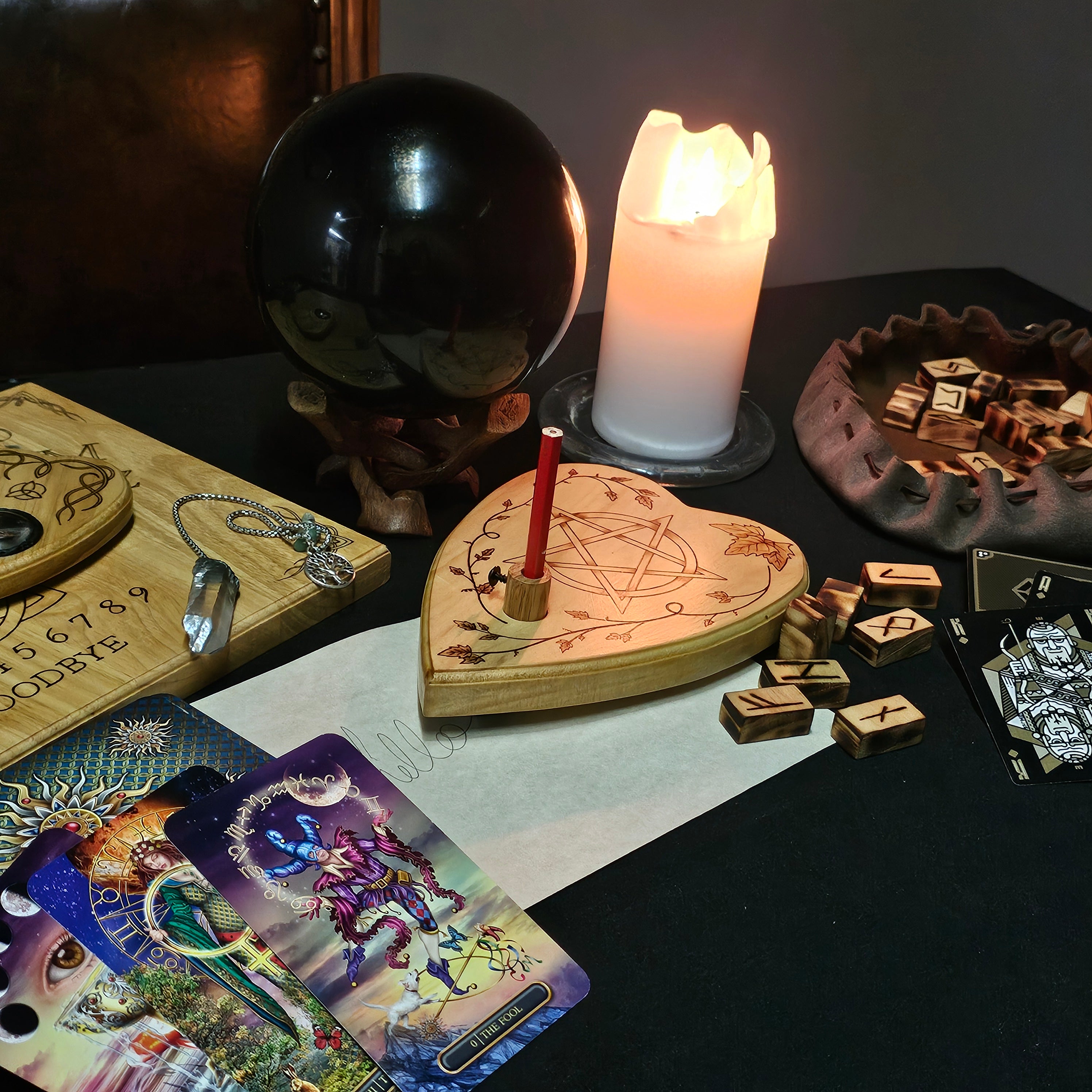 Divination Tools – Lyllith & The Rune Guy