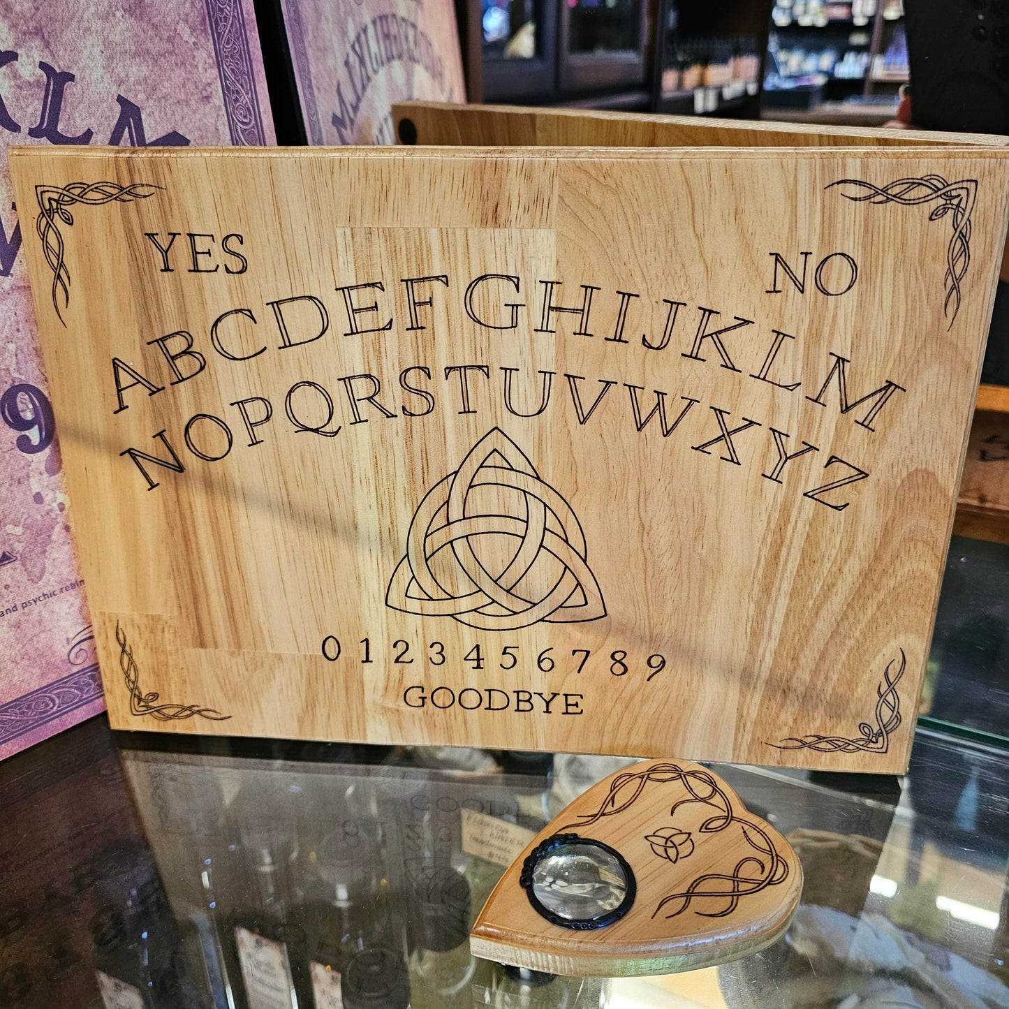 Spirit Board - Triquetra